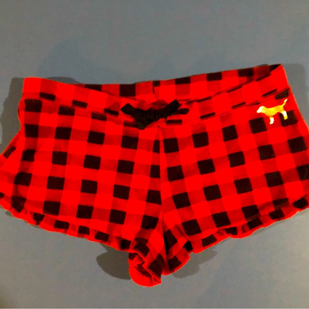 Victoria’s Secret PINK pajama shorts-buffalo plaid